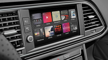 SEAT Leon - infotainment screen