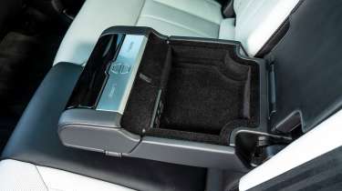 Range Rover Sport P550e Autobiography long-term - arm rest open