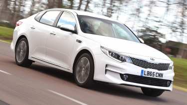 Car Hunter £13,000 saloons - Kia Optima front 3/4