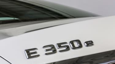 Mercedes E 350 e 2016 - badge
