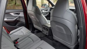 Audi SQ7 - rear seats