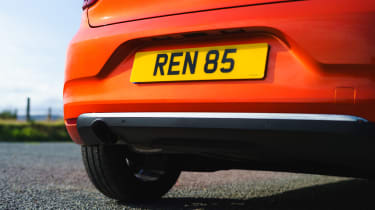 Renault Clio - bumper