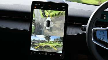 Polestar 5 - screen