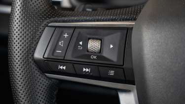 Mitsubishi Outlander PHEV - steering wheel controls