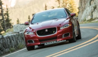 Jaguar XJR front action