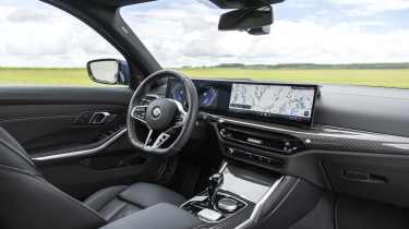 BMW Alpina B3 - interior 