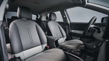 New Hyundai i20 - front interior