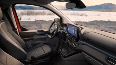 Ford Tourneo Custom - interior (passenger view)