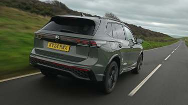 Volkswagen Tiguan - rear tracking