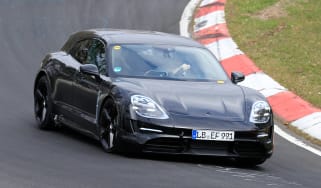 Porsche Taycan Sport Turismo - spyshot 1