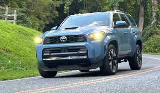 Toyota 4Runner - front cornering