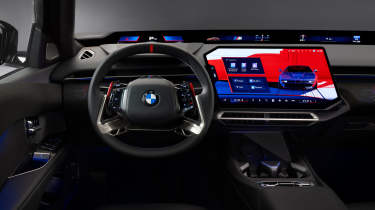 BMW M350 - cabin studio
