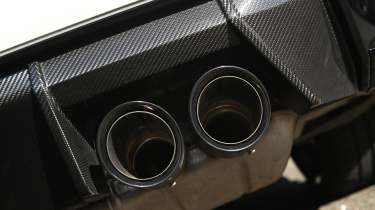 BMW M4 Competition - exhaust tips