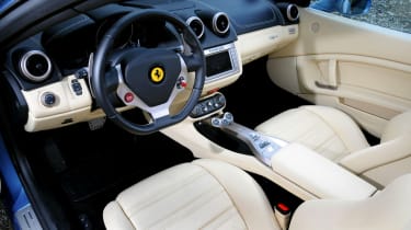 Ferrari California HELE interior