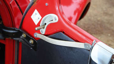 Used Citroen 2CV - window controls