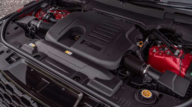 Range Rover Sport HST - engine
