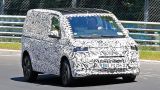 Volkswagen%20Transporter%20T7%20plug-in%20spyshots.jpg