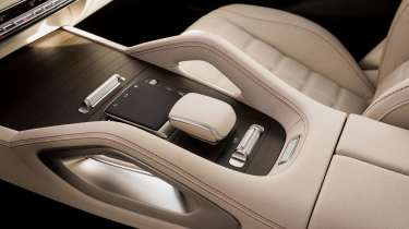 Mercedes GLE - interior