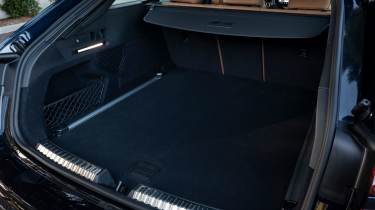 Audi A6 allroad Vorsprung - boot side