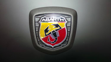 Abarth 124 Spider Geneva - badge