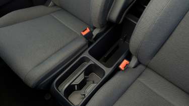 Kia PV5 Cargo - between-seat storage