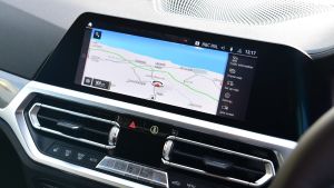 BMW M440i xDrive - sat-nav