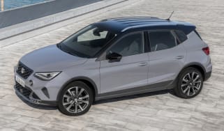 SEAT Arona FR Limited Edition - side static