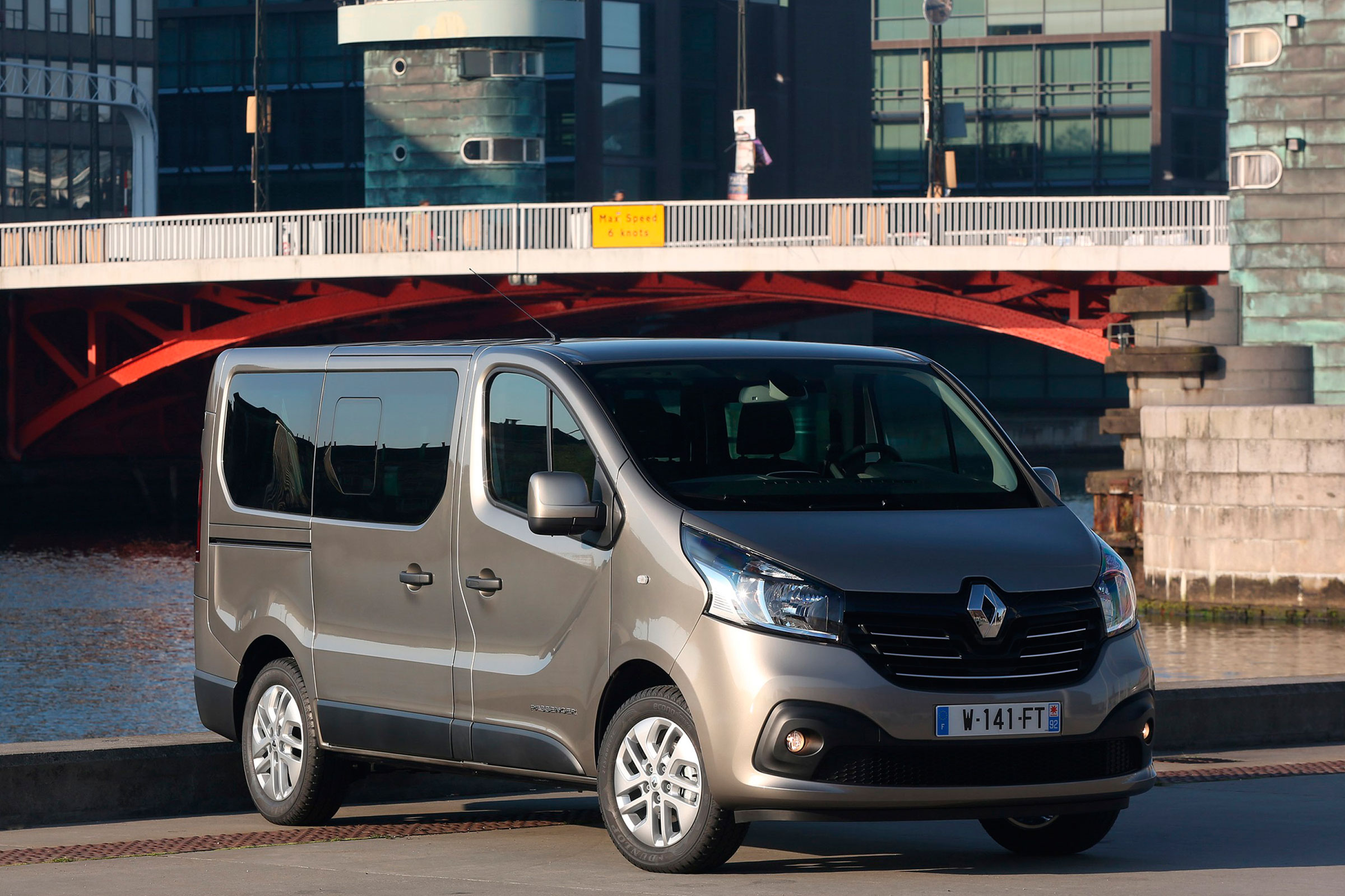 2015 Renault Trafic and Master 