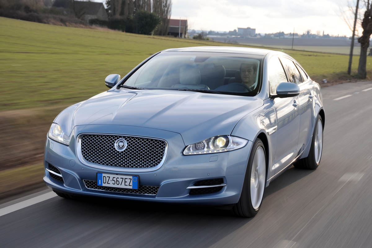 Jaguar XJ driven | Auto Express