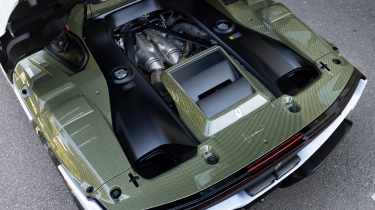 Ferrari SC40 - engine