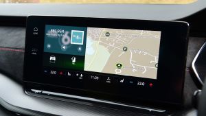 Skoda Octavia vRS - infotainment