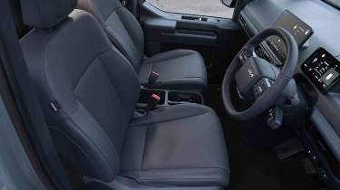 Kia PV5 - front seats