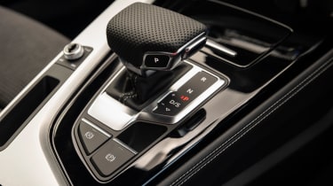 Audi A4 S-Line - gear selector