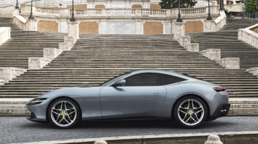 Ferrari Roma - side