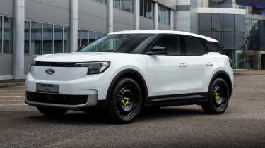 New Ford Explorer Van - static front 3/4