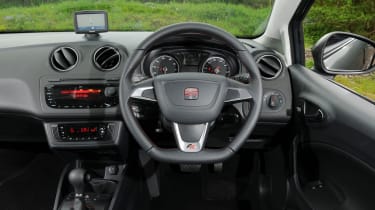 SEAT Ibiza SC FR 1.4 TSI interior