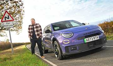 Abarth 600e Scorpionissima - Ellis Hyde