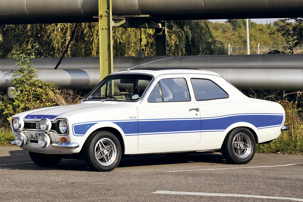 Escort RS2000 Auto Express