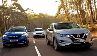nissan qashqai vs vauxhall grandland x vs skoda karoq header