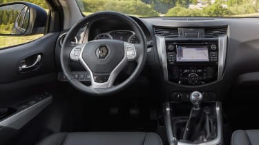 Renault Alaskan - interior