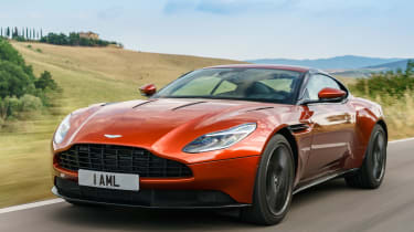 Aston Martin DB11 2016 - front tracking 3