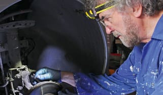 Best LED head torches - header