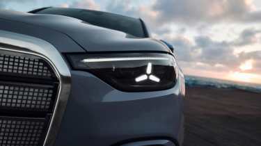 Mercedes GLC 400 - front light