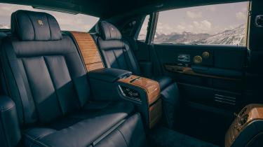 Rolls-Royce Phantom - rear seats