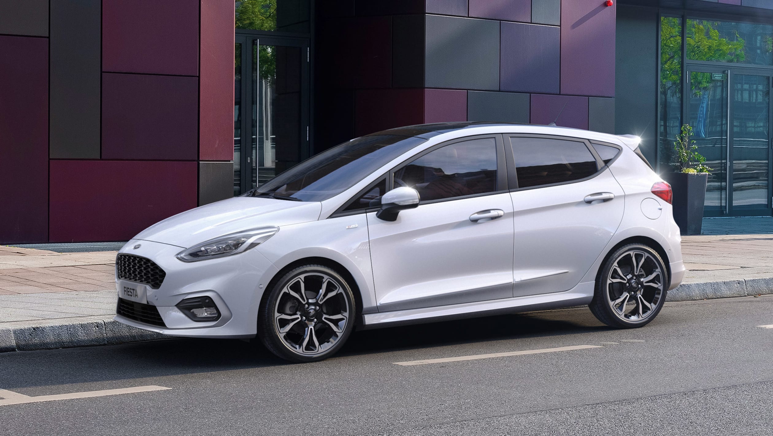 2017 - [Ford] Fiesta MkVII  - Page 16 New%20Ford%20Fiesta%20EcoBoost%20Hybrid-3