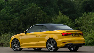Audi A3 Cabriolet - roof
