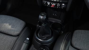MINI Cooper 5-Door - gear lever