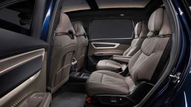 Audi Q9 - rear seats