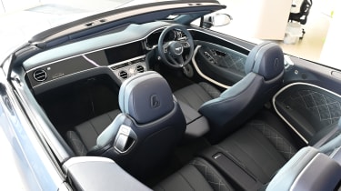 Bentley Continental GTC - interior