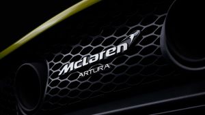 McLaren Artura - teaser 2